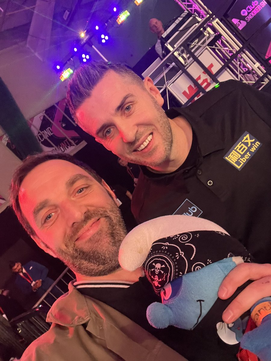 Snooker Smurf tweet media
