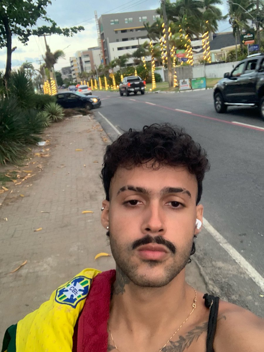 vitinho تسقط دولة إسرائيل tweet media