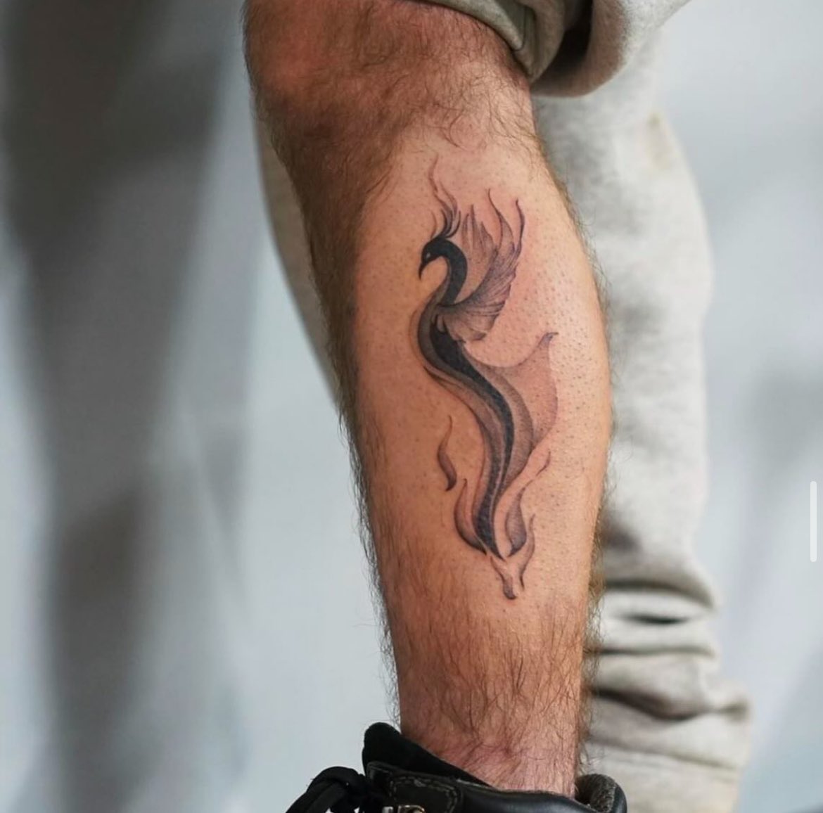 Inkn0ut's tweet photo. Custom Phoenix tattoo by @hugo_inkworks 
A symbol of rebirth and transformation

@inkn0ut #inknout 

#tattoos #tattooideas #blackandgreytattoo #blackandgreytattoos #torontotattooartist #torontotattooshop #tattooart #tattoolife #inked #tattoooftheday #toronto #torontolife #toronto https://t.co/PkwlIBUZe6