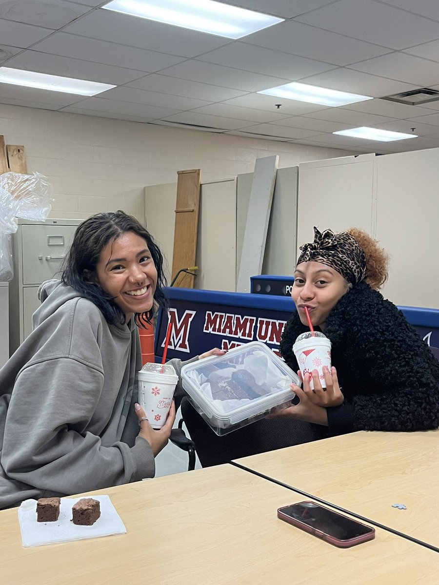 Celebrating 2 charges a piece with milkshakes and brownies during our film session yesterday 💪🏾