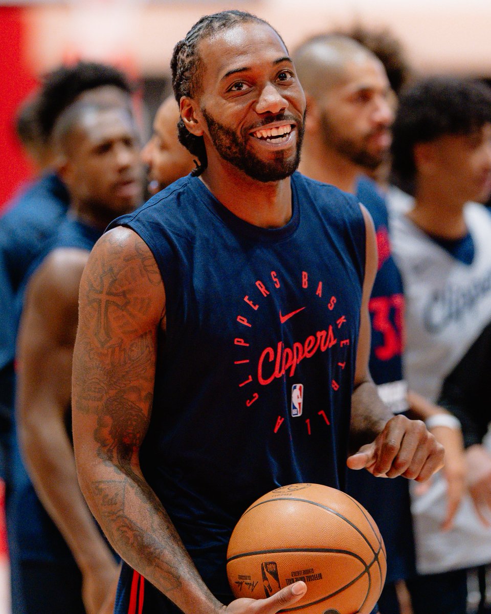 LAClippers's tweet photo. 🖐️ https://t.co/2fDjFmvhgk