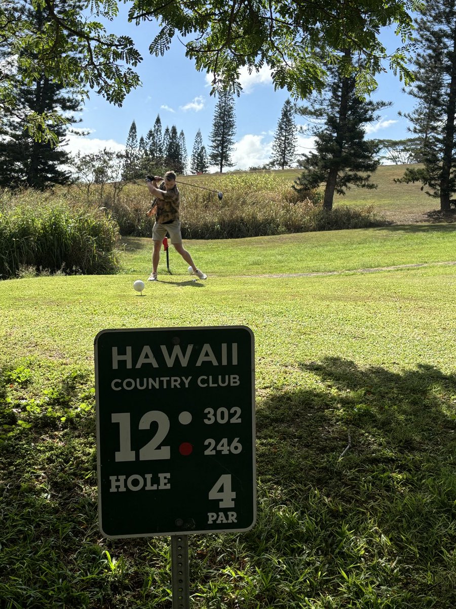 TimCupp6's tweet image. Just me and my sons playing Hawaii country club no big deal