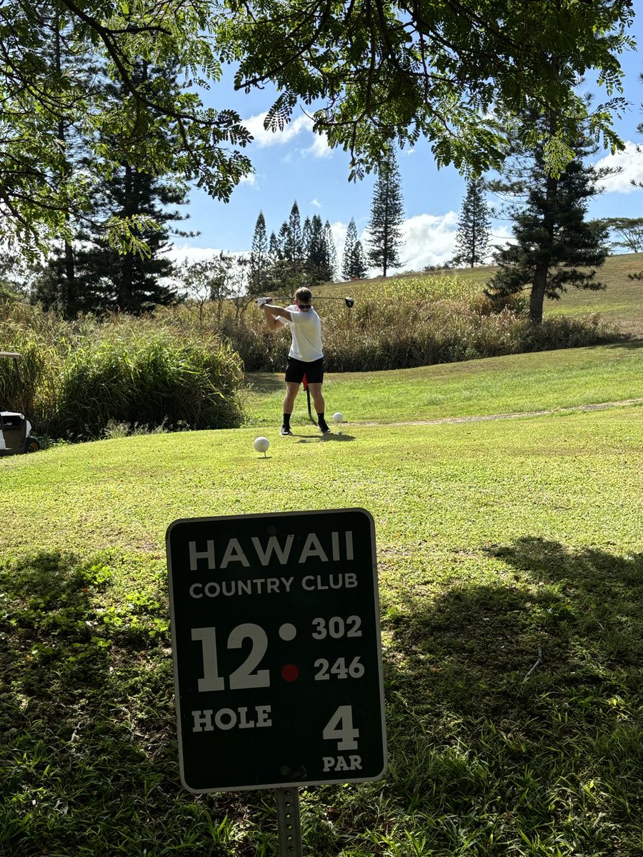 TimCupp6's tweet image. Just me and my sons playing Hawaii country club no big deal