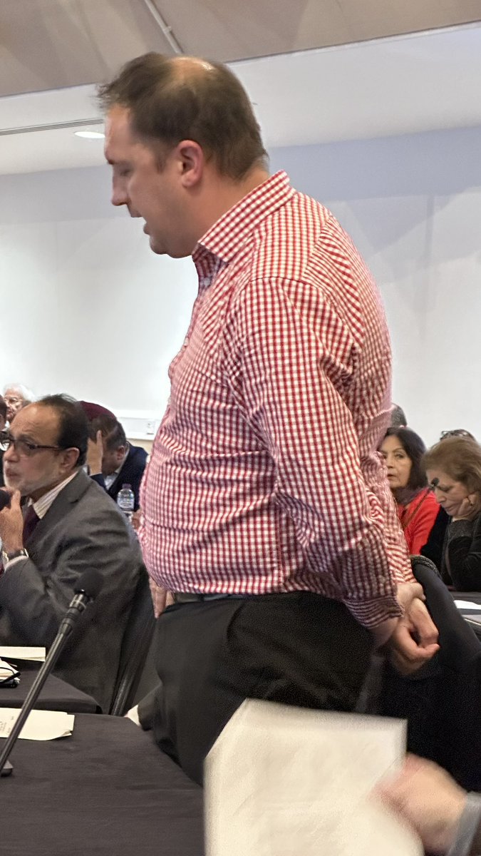 JonBall's tweet image. Lib Dems @CllrGaryMalcolm and @GaryBusuttil spoke on Ealing Labour’s self-congratulatory motion praising the Labour budget. They pointed out a litany of failures including the cut to the winter fuel allowance, increasing national insurance and lack of measures to promote growth.