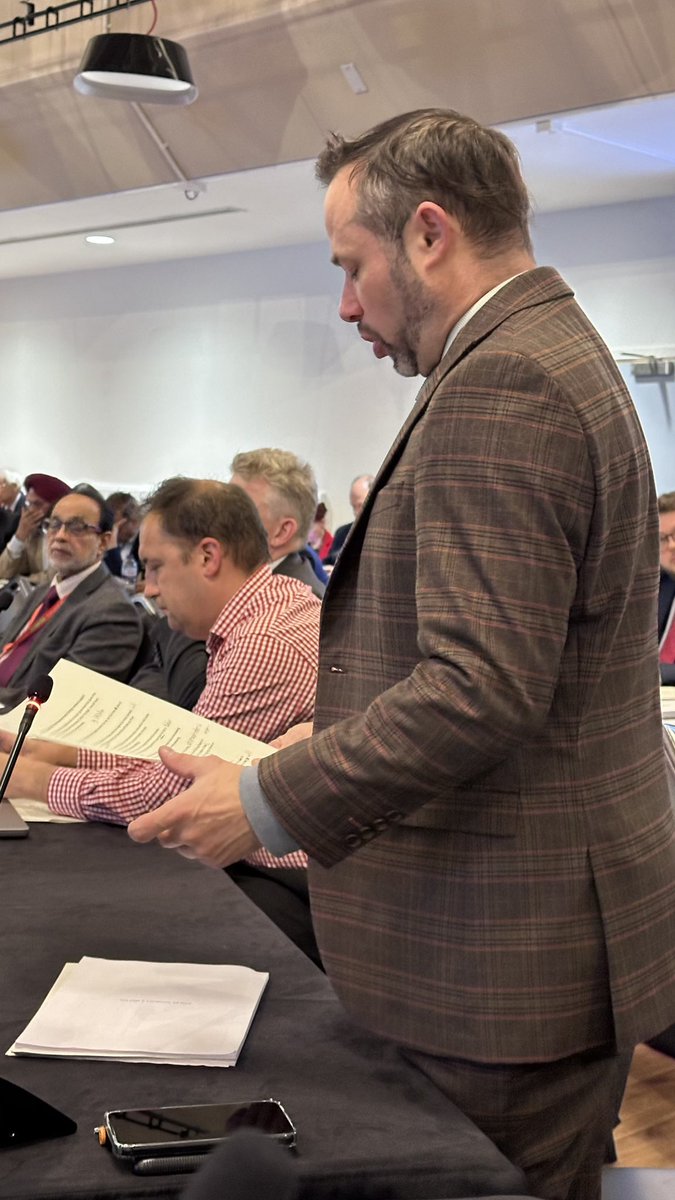 JonBall's tweet image. Lib Dems @CllrGaryMalcolm and @GaryBusuttil spoke on Ealing Labour’s self-congratulatory motion praising the Labour budget. They pointed out a litany of failures including the cut to the winter fuel allowance, increasing national insurance and lack of measures to promote growth.