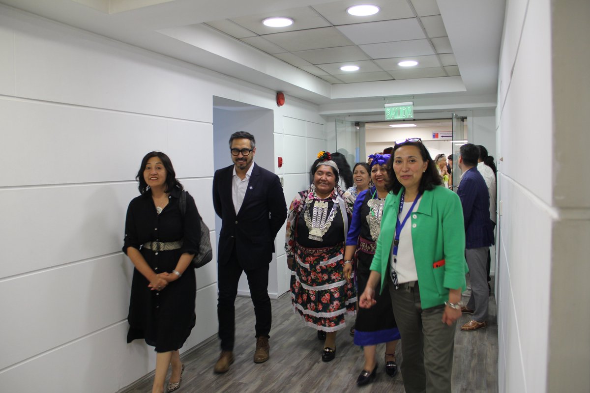 CONADI_Gob's tweet photo. 📣Atención!, Hoy se inauguraron las nuevas dependencias de CONADI en #Santiago, ubicadas en Agustinas 1161, piso 8, a pasos de La Moneda, con más de 1.000 m2 para otorgar una mejor atención a las familias indígenas de la macrozona central #ChileAvanzaContigo🚅 https://t.co/noBb6cixx4