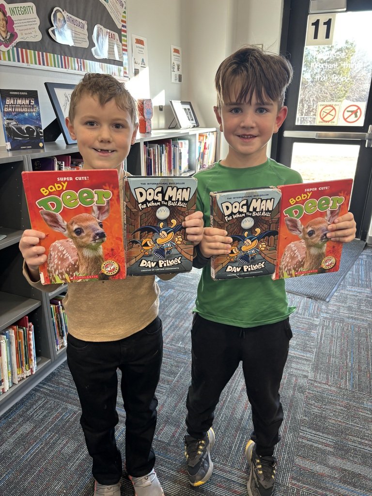 Best friends found the same books