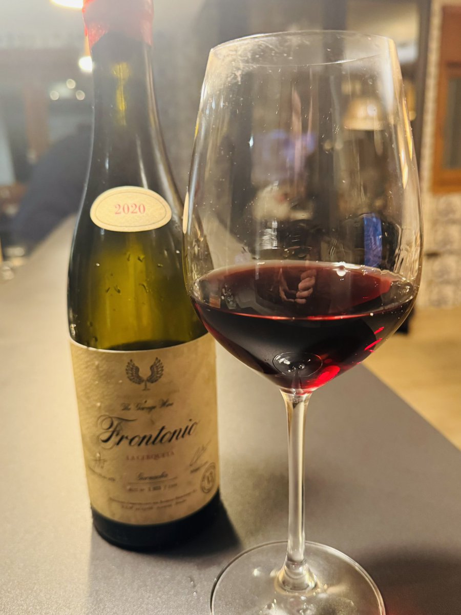 The Yummy Bull tweet media