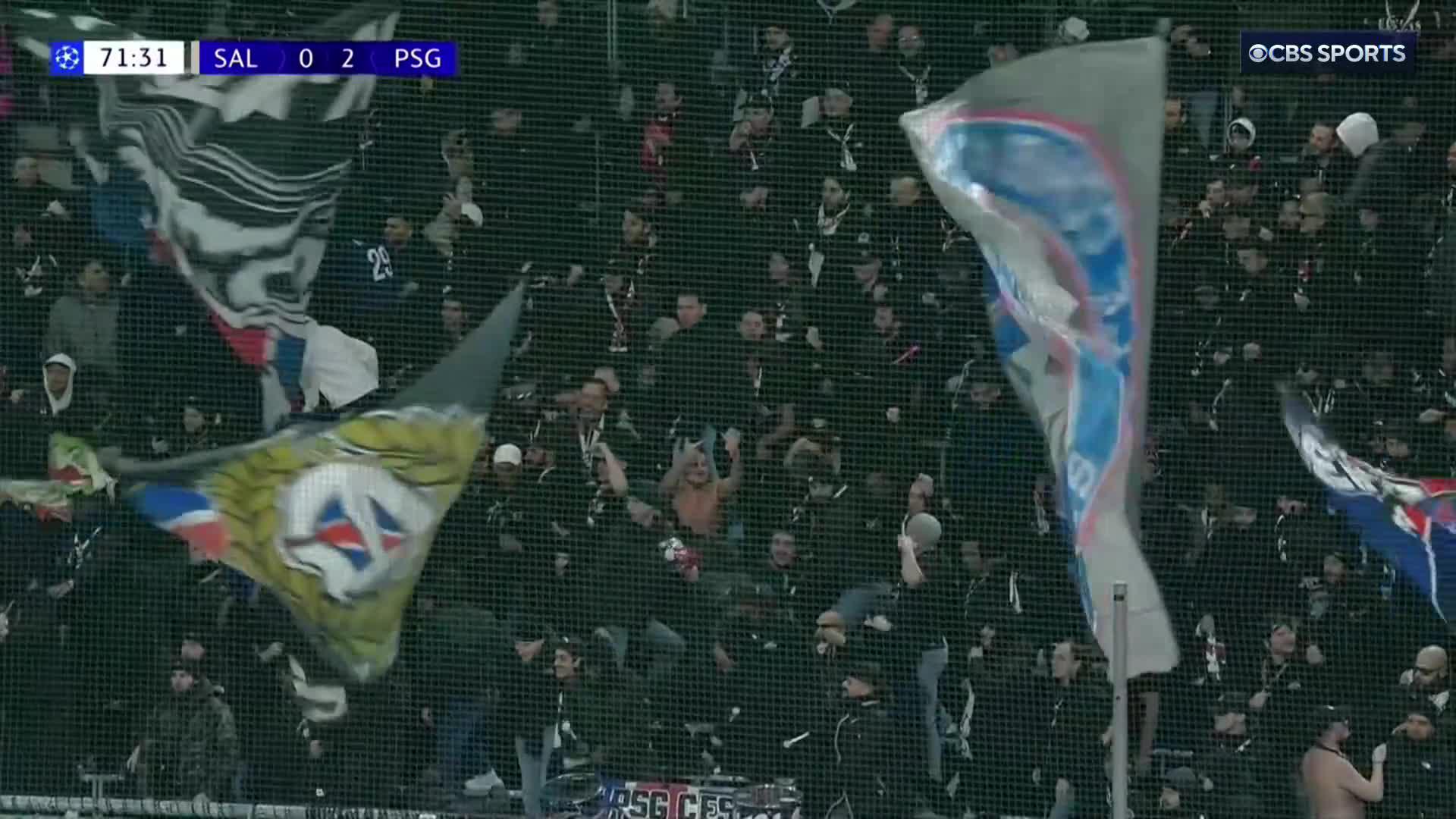 Nuno Mendes arrives at the right time to hammer home a second for PSG 😤