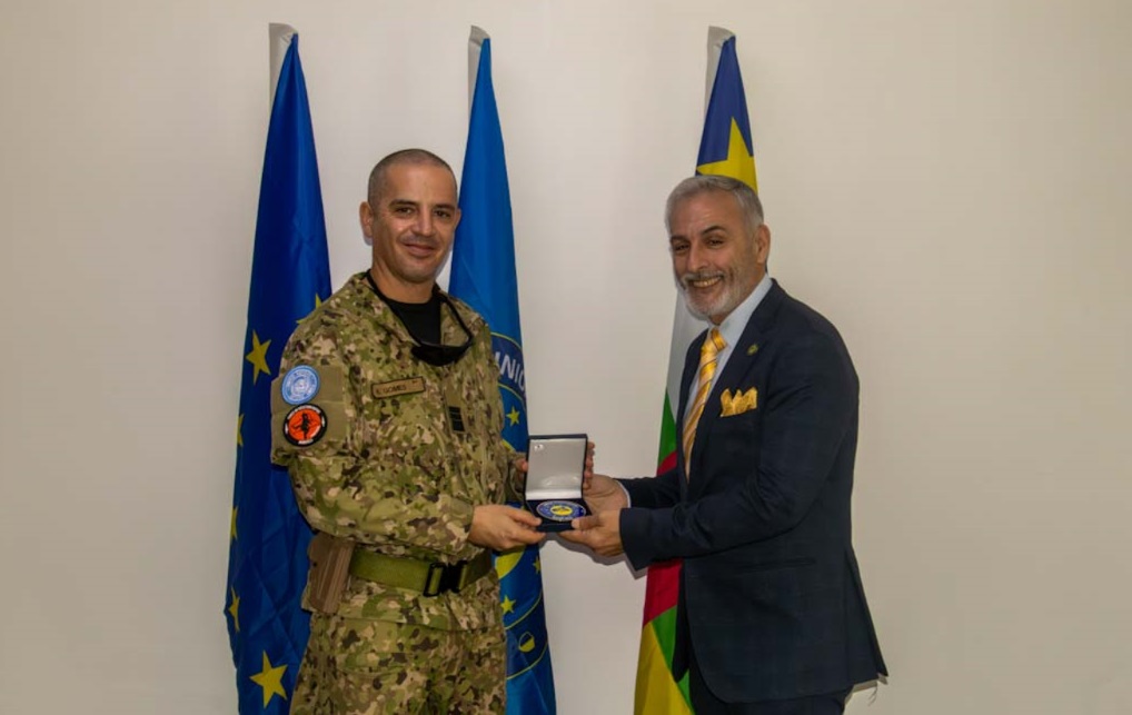 EUAM_RCA's tweet photo. #EUAM RCA Head of Mission welcomed the new Portuguese QRF MINUSCA Commander 🇵🇹 for a courtesy call. They discussed strengthening cooperation to ensure continued stability and peace in the Central African Republic 🇨🇫. EUAM RCA values this crucial partnership ✊#PortugueseQRF https://t.co/PiFM3B8bpz