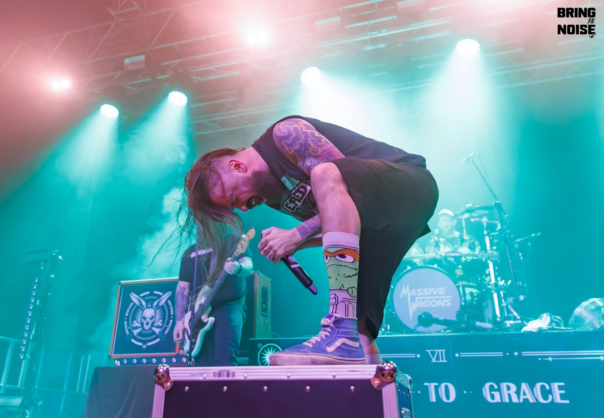 Bring The Noise UK (@bringthenoiseuk) on Twitter photo PHOTO GALLERY: <a href="/MassiveWagons/">Massive Wagons</a>, <a href="/florenceblackUK/">Florence Black</a>, SWG3, Glasgow, 27/11/2024 bringthenoiseuk.com/202412/photo-gβ¦ PHOTO GALLERY: <a href="/MassiveWagons/">Massive Wagons</a>, <a href="/florenceblackUK/">Florence Black</a>, SWG3, Glasgow, 27/11/2024 bringthenoiseuk.com/202412/photo-gβ¦