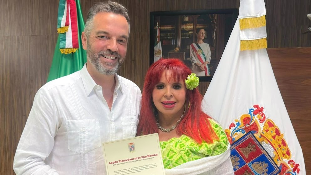 Oscar_PalaciosA's tweet photo. @LaydaSansores @SEPROCICAMP Tantas mentadas de madre que me llevé cuando te defendí, porque te querían robar la gubernatura y ahora resulta que estás regresando de un plumazo, a los mismos ladrones de siempre, que pinche decepción Layda. https://t.co/F10WoWUzrz