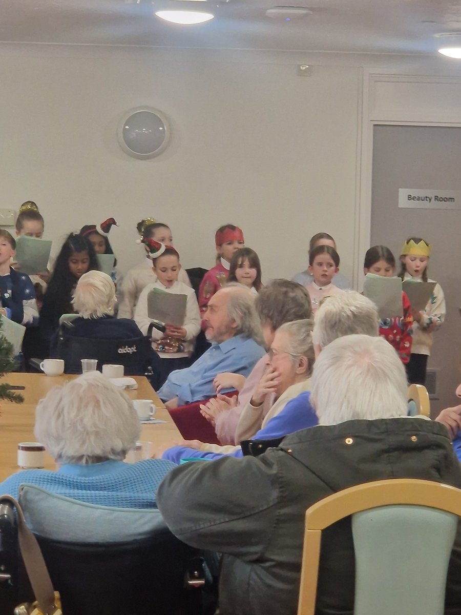 Leeds Recovery Service tweet media