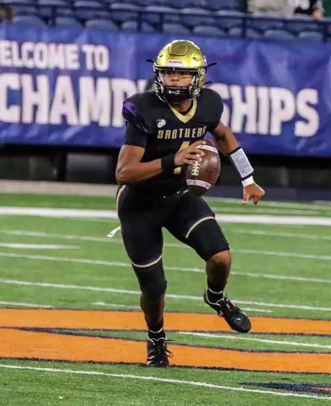 12-1 Regional Champs 🏆
2,478 passing yds, 35 TDs, 2 INT
67% completion
8 rushing TD
145 QB Rating
<a href="/AlbanyCba/">CBA-Albany-Football</a> <a href="/M2_QBacademy/">M2 QB Academy</a> @PRZCaleb <a href="/amclaughlinqb/">Alex McLaughlin</a> 

🎥 hudl.com/v/2RC5kt