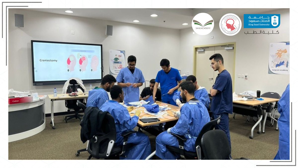 🧠 Workshop Recap!

In collaboration with <a href="/SansMed/">SANS</a>, we hosted a hands-on course for students!🩺 :

🔹Basic neurosurgical concepts and an insight into the life of a neurosurgical resident💡
🔹 Drilling🥚
🔹 Suturing techniques🪡
🔹 Scrubbing 🧤👨‍⚕️

Special thanks to <a href="/MahmoudKu/">Mahmoud</a>.