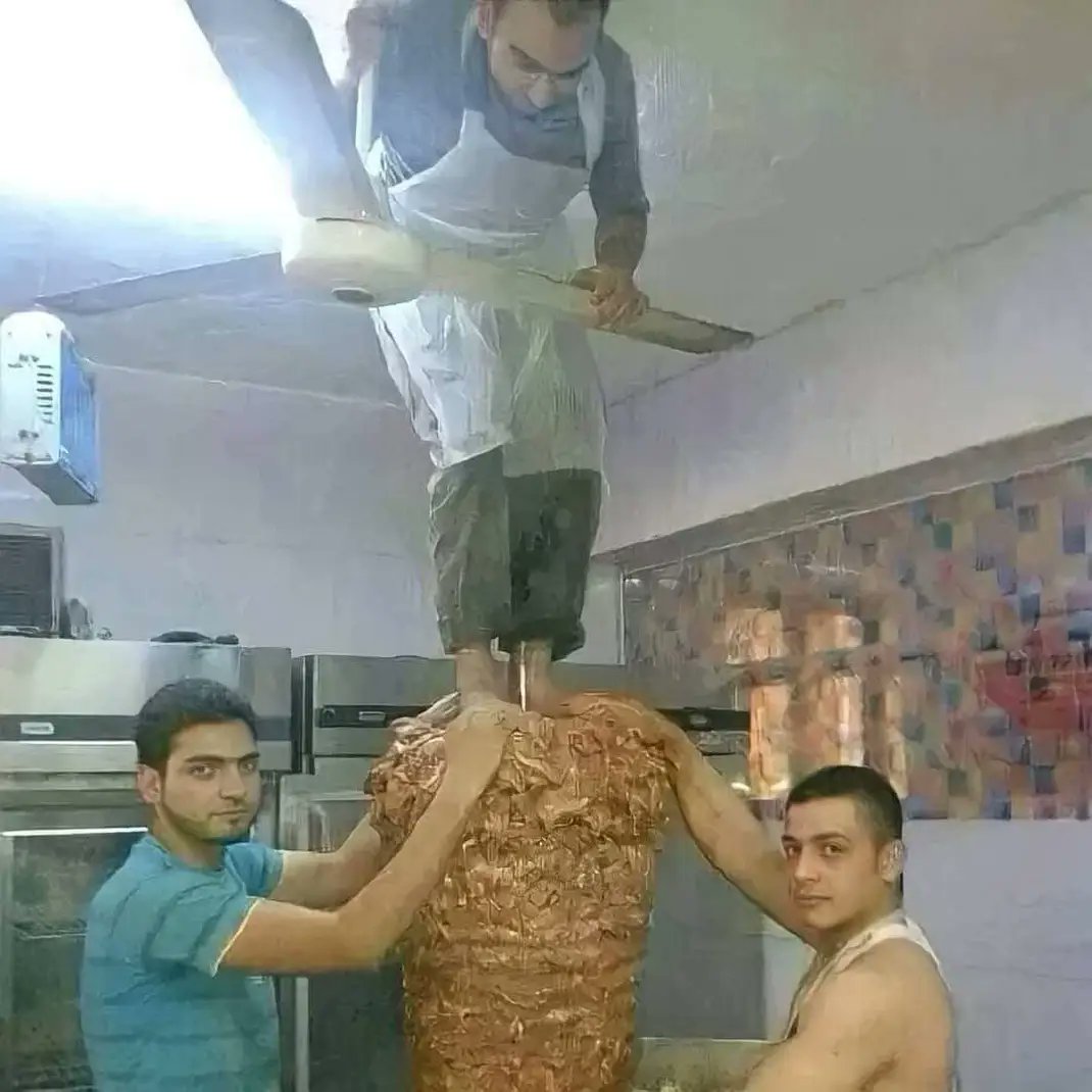 GoldwinSharon's tweet image. Enna da pannureengs #vadakans

Iniyathu pathu sapdunga makkale

#shwarma 🌮🌮

#TamilNadu #TamilNews 

#Foodie