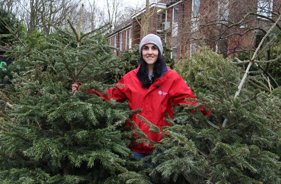 .<a href="/treetopshospice/">Treetops Hospice</a> has announced that law firm <a href="/Rotherabrayllp/">Rothera Bray Solicitors</a> will be sponsoring its 2025 Christmas tree recycling initiative 🎄

Find out more 👉 buff.ly/49u0BCs

#Bondholder #News #MarketingDerby #DerbyUK <a href="/WardRecycling/">Ward</a>