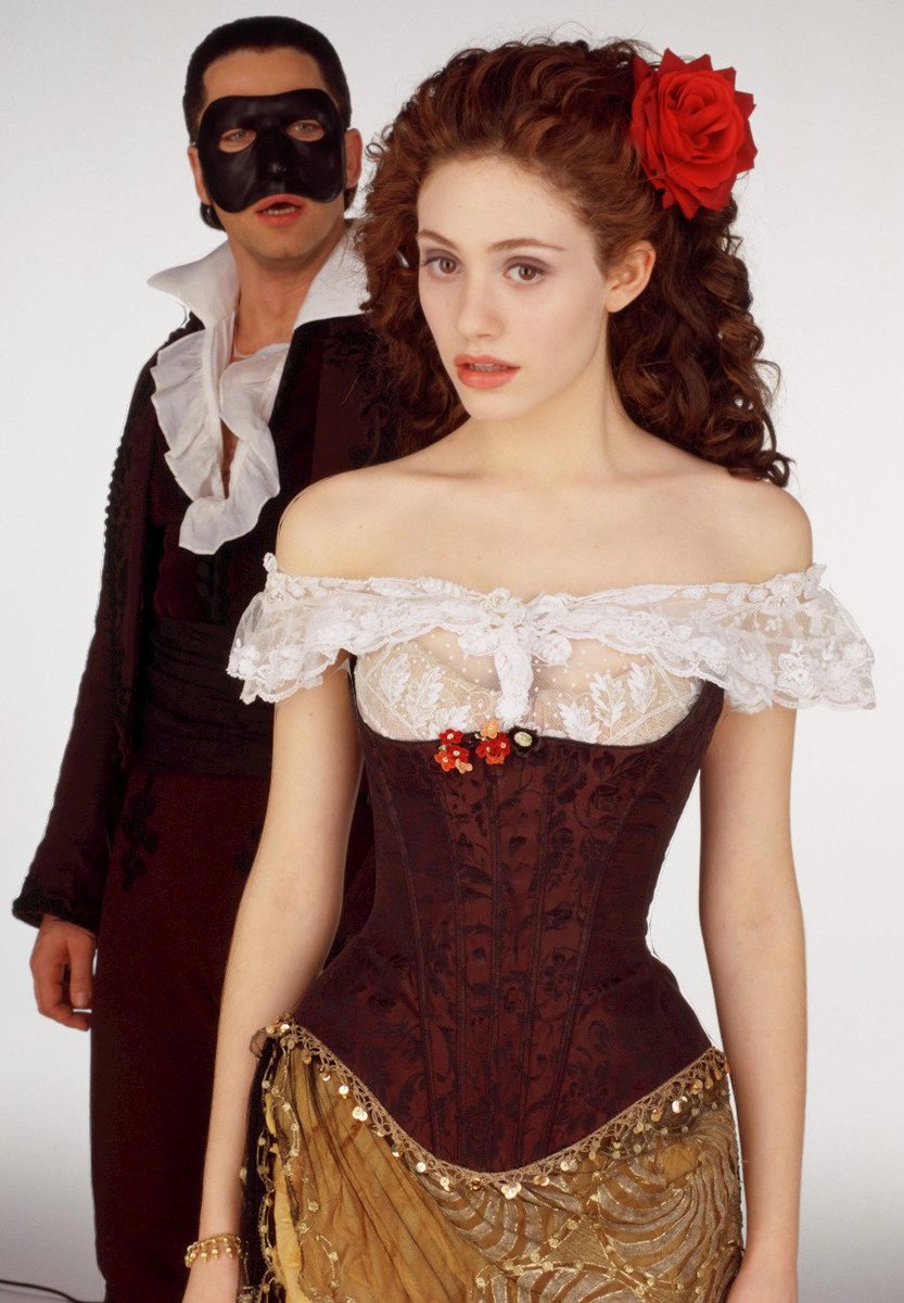 H_Lou_97's tweet photo. Actually, kinda, really, seriously wanna be her 😫🤤🫦

#PhantomOfTheOpera #PhantomOfTheOpera2004 #GerardButler https://t.co/gMnNFCkucc