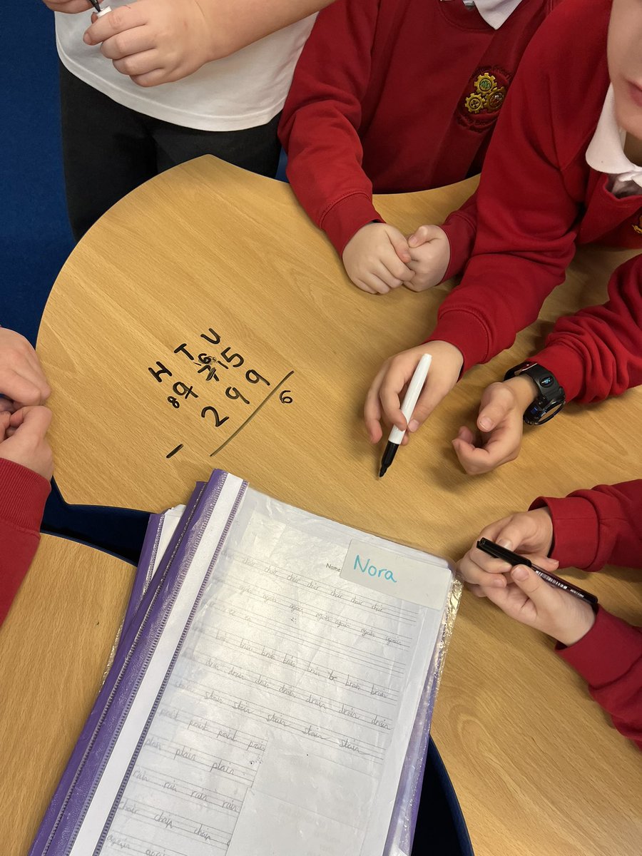 Miss Jones 💕 tweet media