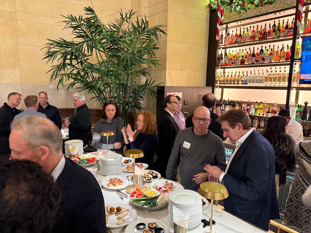 Cheers to the holidays and a productive year! Our EIR holiday party, organized by our EIR director Jessica Geran Straw, was a perfect blend of festive cheer and inspiring connections. Here's to celebrating accomplishments and forging new opportunities together!🌟