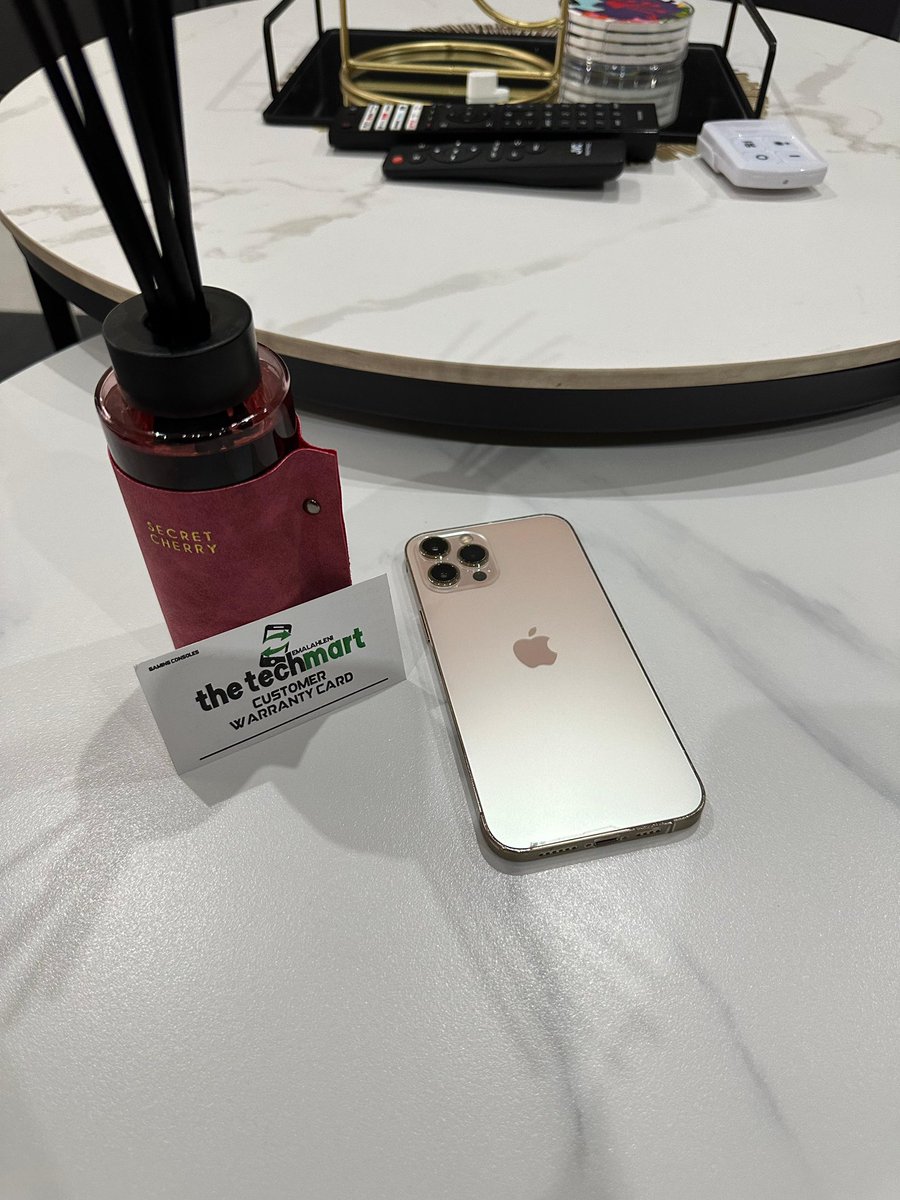 TheTechMart3's tweet photo. THETECHMART| SECUNDA😊 

☑️iPhone 12 Pro Max Rose Gold 

☑️R12 000

iPhone 12 Pro Max  128GB available in stock.  12 Pro Max still in a GREAT condition 🔥.  iCloud unlocked 🔓 and works on all SA 🇿🇦. 

Follow us on:
☑️Instagram: @the_tech_mart 
☑️Facebook: TheTechMart https://t.co/rHdpAg2oDb