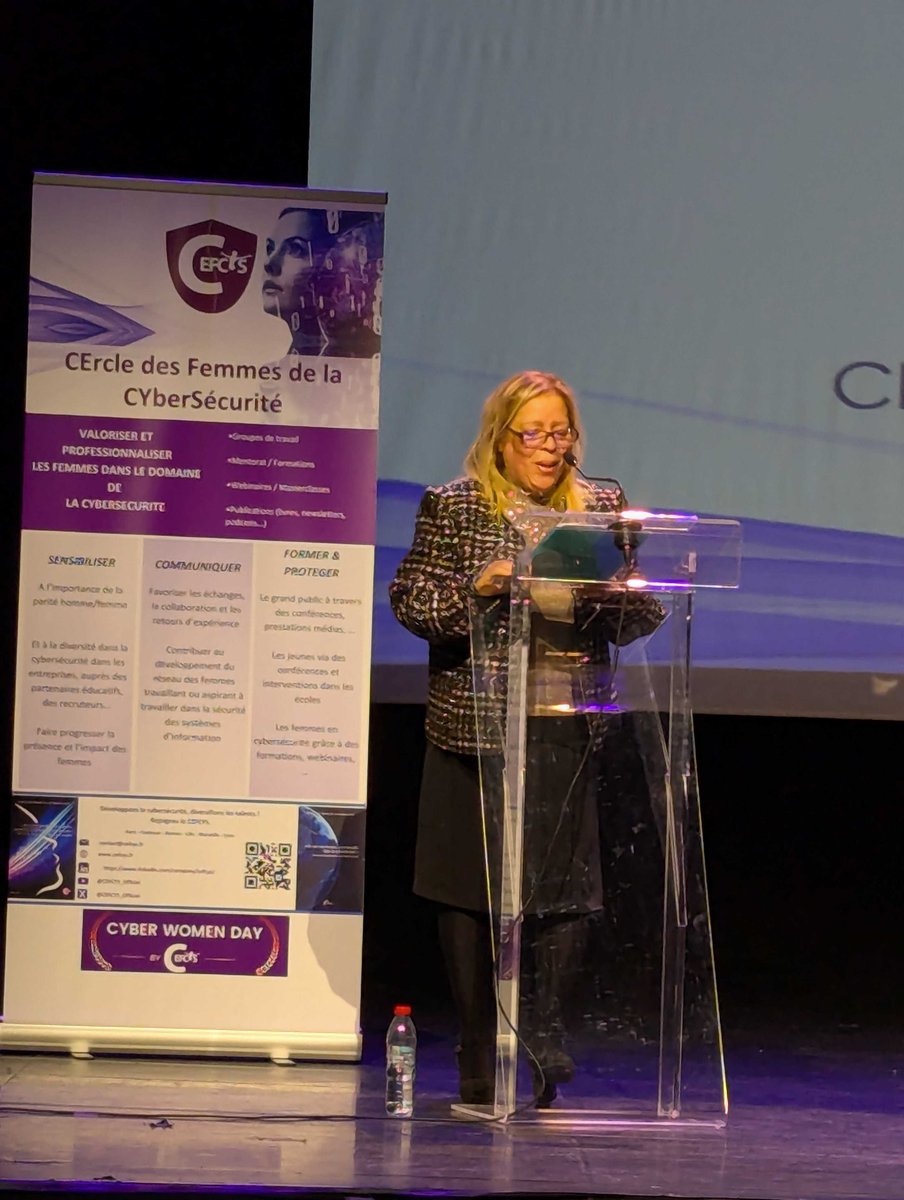 CEFCYS_Officiel's tweet photo. 🚀 Ouverture du gala de la 5ème Edition des trophées de la femme cyber par @VanessaPerez_VP !
🏆✨C'est avec une profonde excitation que nous lançons officiellement la remise des Trophées Européens de la Femme Cyber avec nos marraines de l’événement.
#ecwd #WomenInCyber https://t.co/y7PEjHvrBE
