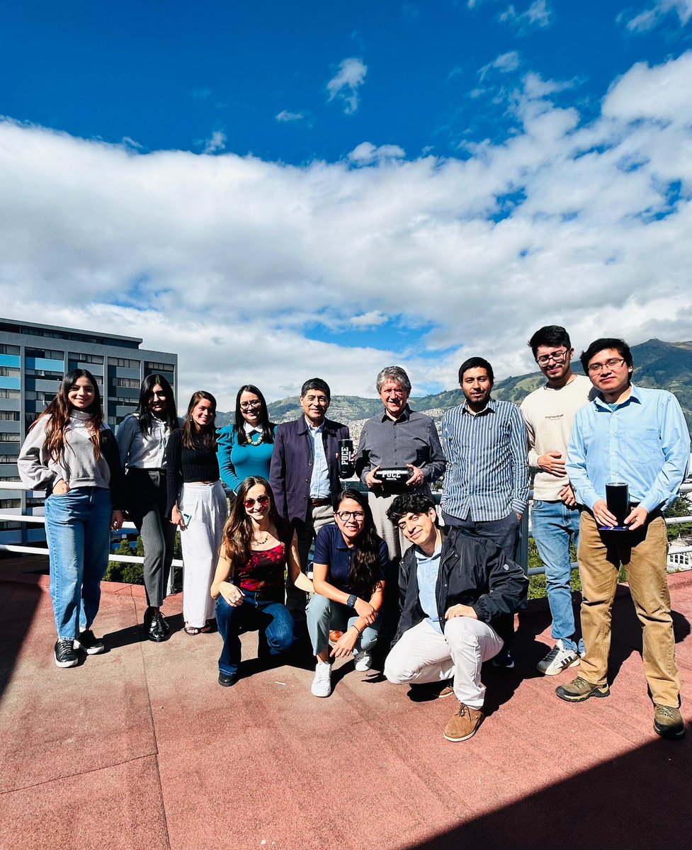 economiaPUCE's tweet photo. Queremos expresar nuestro más profundo agradecimiento a todo el equipo del IIE y de la Facultad de Economía que hizo posible el proyecto Diálogos como Instrumento de La Paz🌟

💡 ¡El diálogo y el conocimiento son herramientas poderosas para la paz! 🌿 https://t.co/Ppvbh1Vw60