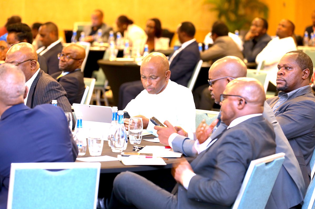 Ministry of Finance & Economic Planning (@rwandafinance) on Twitter photo Officials from <a href="/RwandaGov/">Government of Rwanda</a>, <a href="/WB_Rwanda/">World Bank Rwanda</a>, and @AFDB_Group gathered today for the 2024 Country Portfolio Performance Review. This platform allows for a comprehensive assessment of ongoing projects, highlighting progress, challenges, and strategies for effective implementation. The Officials from <a href="/RwandaGov/">Government of Rwanda</a>, <a href="/WB_Rwanda/">World Bank Rwanda</a>, and @AFDB_Group gathered today for the 2024 Country Portfolio Performance Review. This platform allows for a comprehensive assessment of ongoing projects, highlighting progress, challenges, and strategies for effective implementation. The