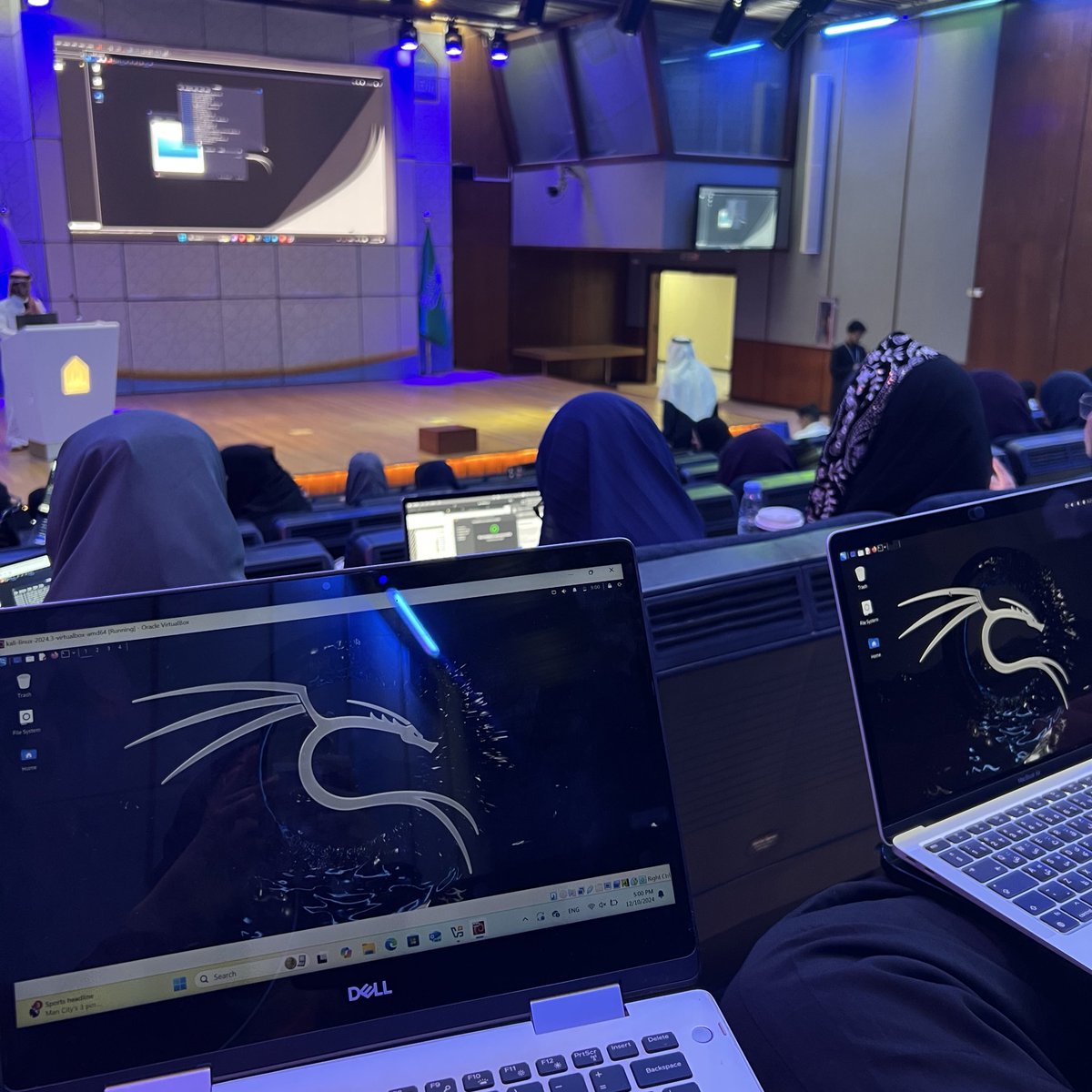 sbinduwaym's tweet photo. Last day ✅✅✅ https://t.co/8Zh4LCvmaP