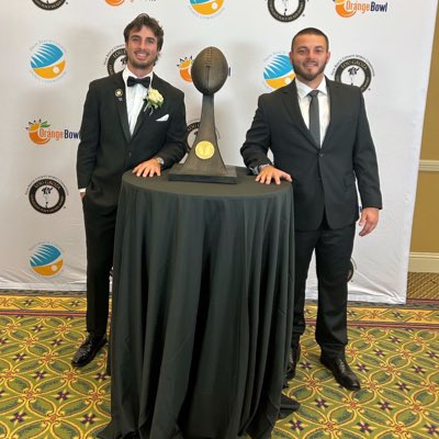 #NewProfilePic 
BACK TO BACK Lou Groza Award Finalists

Proud of you both and thankful everyday for your trust!!

<a href="/acraynor1/">Alex Raynor</a> <a href="/gnicholson99/">Graham Nicholson</a> 

#GWK #BuiltDifferent
