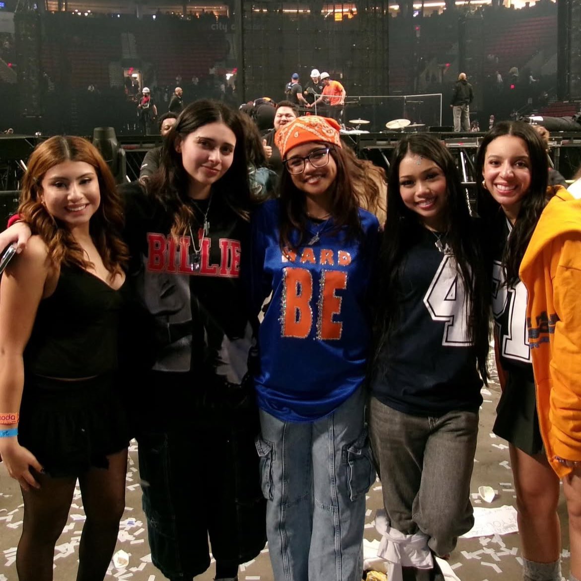 billieeilishtrs's tweet photo. #HARDANDSOFTPortland: Thanks for sticking together with us, Portland! 💙

SAN JOSE … You’re up next! https://t.co/kOZ7hdkoaY