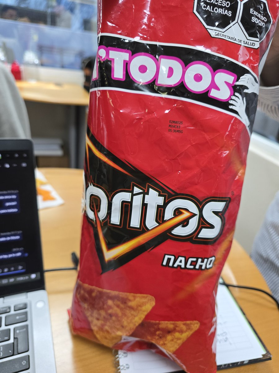 fajoflo's tweet photo. @PepsiCoMex que onda con sus Doritos muchos sin sazonador y muy pocos con sazonador?  @Sabritas_mex me siento estafado https://t.co/zgNEtklhBP