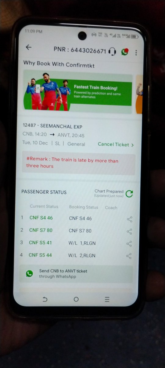 Foodyanand87's tweet photo. @AshwiniVaishnaw @IRCTCofficial @RailwaySeva @RailMinIndia   is train ki service bahut hi kharab hai sabhi window open hai is winter mei bahut cool air Ane se Sardi lag rahi hai pls Repair All window and Safe Journey for all passengers https://t.co/NORA46iZjx