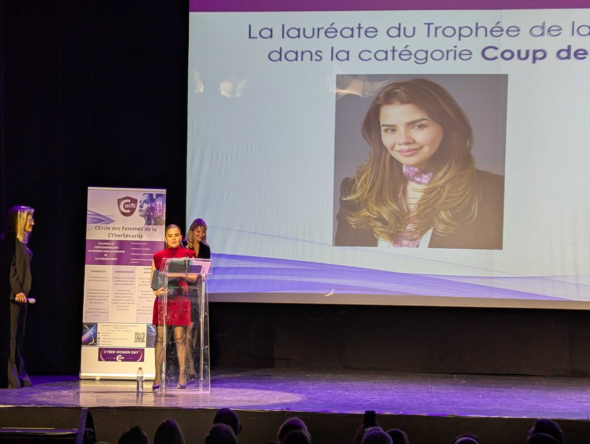 CEFCYS_Officiel's tweet photo. 💖 Coup de cœur du Jury remis par Sophie VIGER, DG de 42
✨ Sahar HABIB reçoit le Coup de cœur du Jury !
💡Une reconnaissance pour son talent unique, son impact et sa capacité à inspirer la communauté cyber et numérique.
#CoupDeCoeurJury #CyberInspirations #ecwd https://t.co/85kOME8Aqc