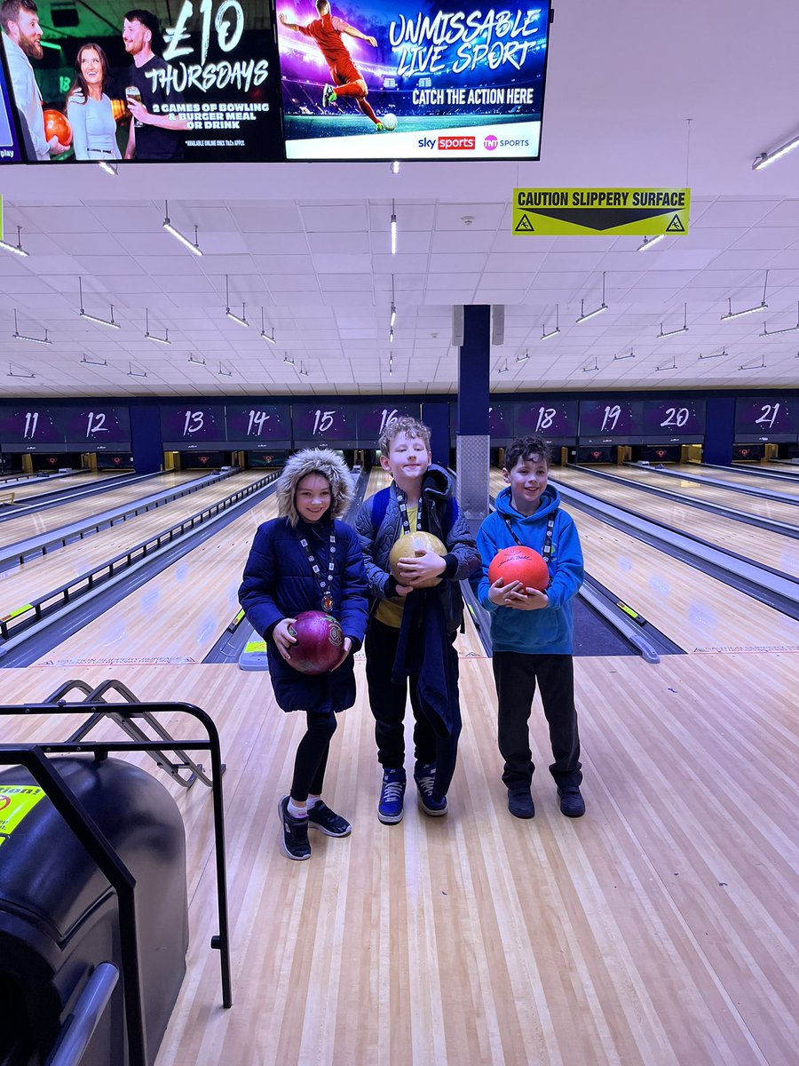 HuntsSSP's tweet photo. Another amazing day with @Panathlon & @SouthCambsSSP for the Hunts and South Cambs KS2 & KS3 Ten Pin Bowling Festivals. 🎳
190 children attended Cambridge @Tenpin_Bowling across two events. For some it was their first time attending a bowling alley. 👌 #tenpin #inclusivesport https://t.co/rTt8jWjf5L