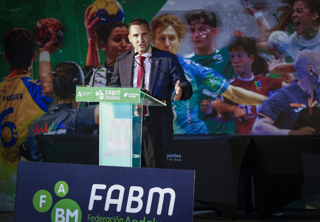 FAndaluzaBM's tweet photo. ℹ️ Sebastián Fernández, reelegido Presidente de @FAndaluzaBM hasta 2️⃣0️⃣2️⃣8️⃣

▪️La Junta Electoral ha emitido hoy el Acta de Resolución de conformidad al proceso electoral.

▪️ @Sebastian090578 continuará así con el proyecto que inició hace dos años a su llegada al ente federativo.

🗞️ https://t.co/oqnbzVC0CR

#BalonmanoAndalucía