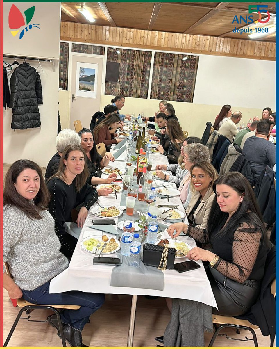 eco2netSA's tweet image. Vendredi dernier, les équipes d’eco2net se sont réunies pour le souper de fin d&apos;année. 🥂 
Un moment convivial pour célébrer une année de défis et de réussites ensemble. ✨

Chez eco2net, l&apos;humain est au cœur de notre engagement. 

#souperdefindannée #eco2net #espritd&apos;équipe