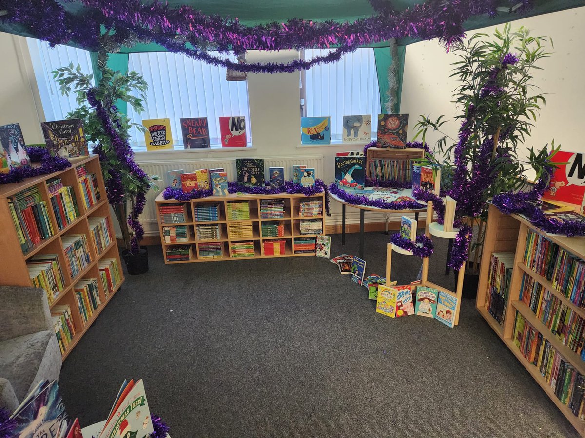 Miss Roach tweet media