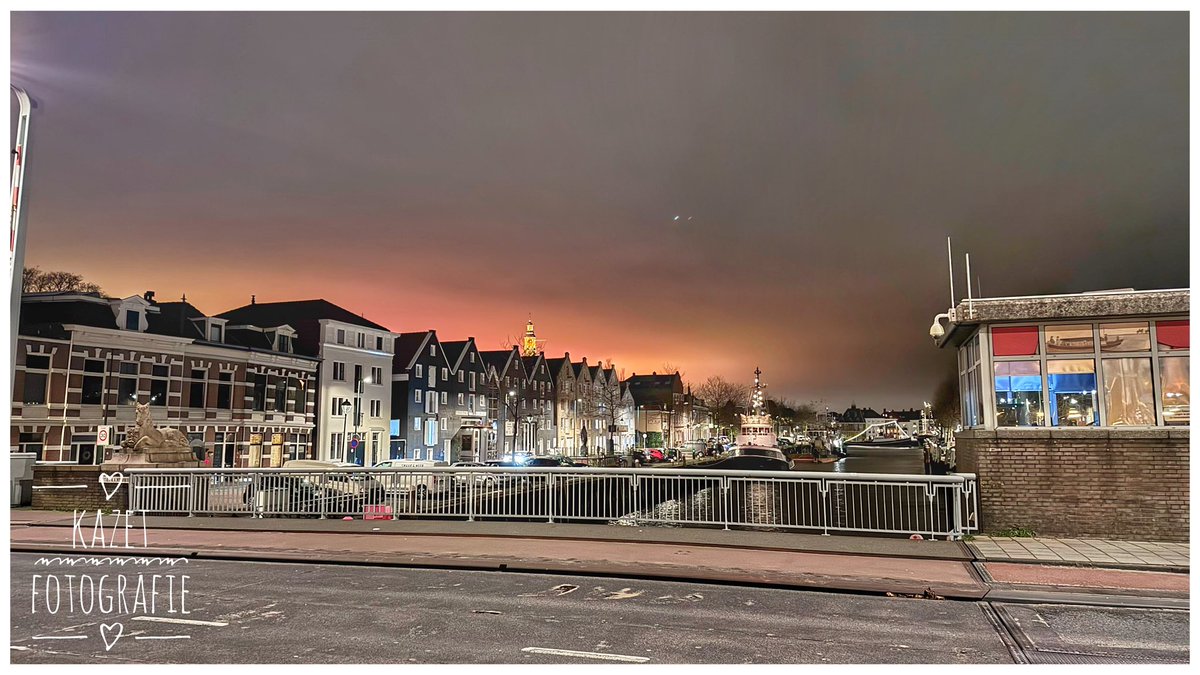 zomer60's tweet photo. We wonen in een vlaflip #Kleurenpalet #Maassluis #geerkade #noorddijk #haven https://t.co/PpzdOlzjxE