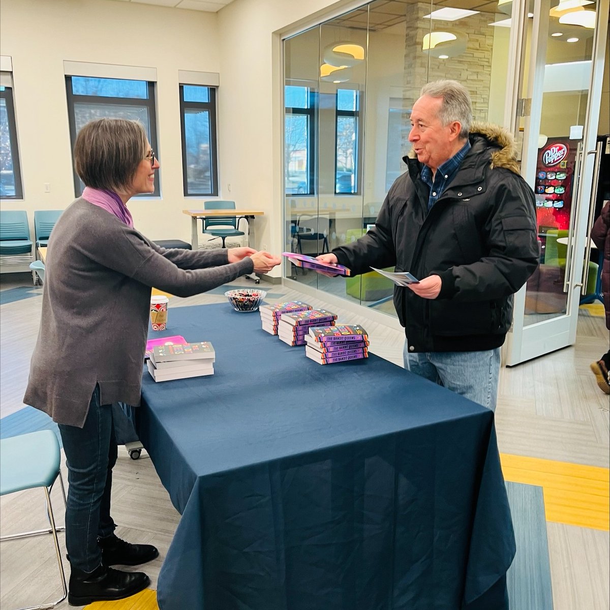 For the second year in a row, the same Library patron was first in line for the #onebookonecommunity Kickoff. That's dedication to reading! 📚 ✨ Registration for upcoming programs is now open at 1book.org. @parinishroff #thebanditqueens #parinishroff #communityread
