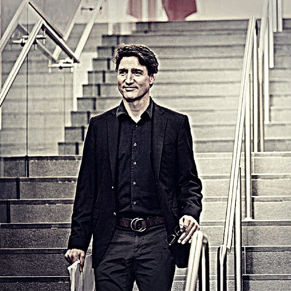 🟥  They dislike him because his NATIONAL SCHOOL FOOD PROGRAM feeds over 750 000 hungry Canadian kids annually, but THEY see it as a waste of money because THEIR kids can afford to eat as much as they want. 😌

#LeadershipMatters 
#Trudeau2025