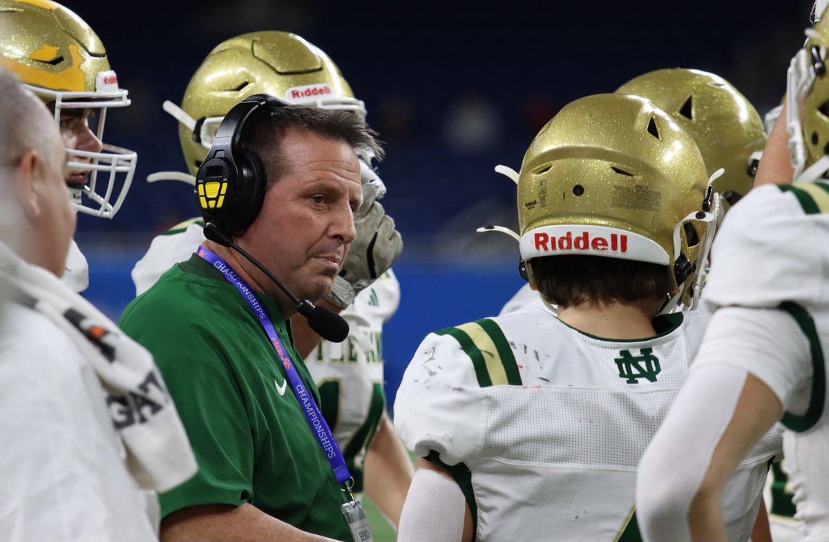 NDPMA's tweet photo. CONGRATULATIONS go to Notre Dame Prep head football coach Pat Fox, named Michigan High School Football Coaches Association MHSAA Division 5 Coach of the Year! Much deserved!

#GoIrish☘️🏈 https://t.co/wMNVtCHp7r