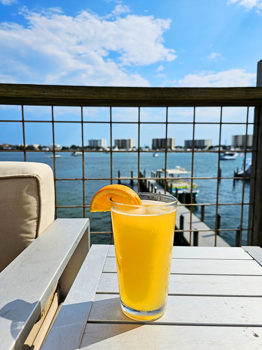 Travel_Session's tweet photo. Hello from #Florida
๐บ๐ธ#Destin
#TRLT Dream Destinations
#travelingsession https://t.co/TISSUfrjty