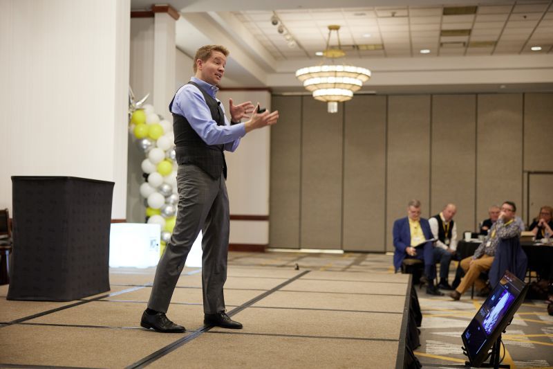 Feeling like a hamster on a wheel lately? You’re not alone. One minute, you’re working on that big project; the next, you’re driving across town to buy paperclips. 

Yes...paperclips. This is why I recommend a Not-To-Do List: buff.ly/3OOlizr