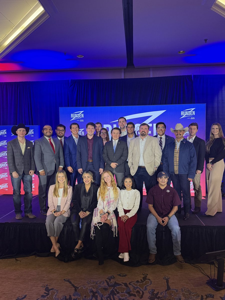 TennysonMoreno's tweet photo. Another @run.genz conference in the books! Run Gen Z hosted #TeamTennyson and over hundred young elected officials, candidates, and future candidates to learn how to run for office.
Thank you to @masonmorgantx @adam.pennings and @schuette4rep for their leadership and mentorship! https://t.co/A07Tc3H8yj
