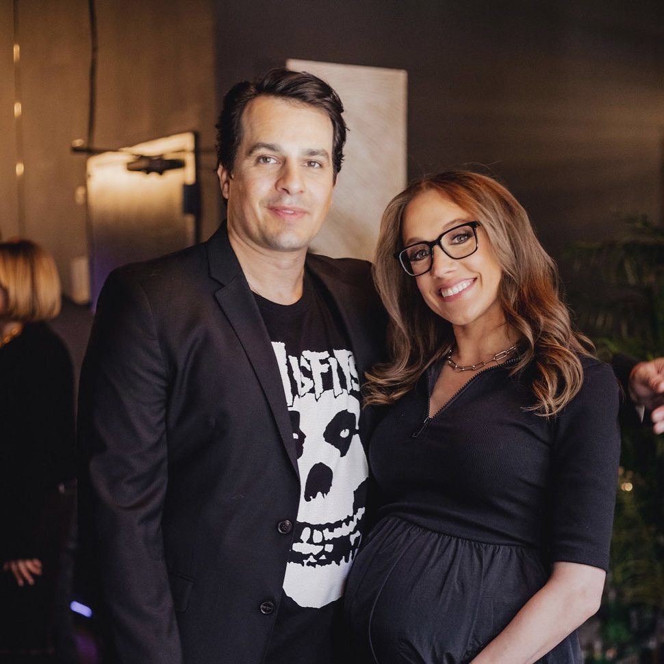 Kat Timpf on X: "WELL I GUESS THIS IS GROWING UP: Scenes From an Emo/Pop Punk Baby Shower 📸 Stephanie Turci https://t.co/FqqedQVEV1" / X