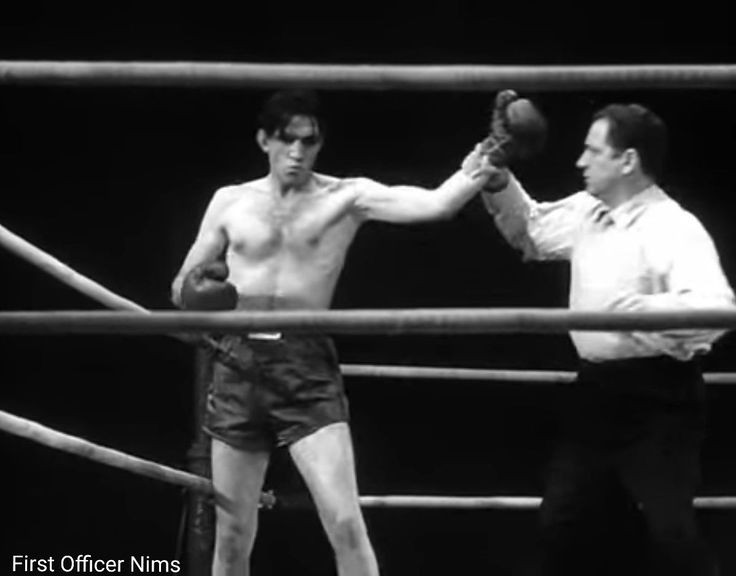 NatalieMarkin86's tweet photo. Leonard Nimoy in the movie Kid Monk Baroni 1952.😁🖖 https://t.co/QfJKtQeiL6