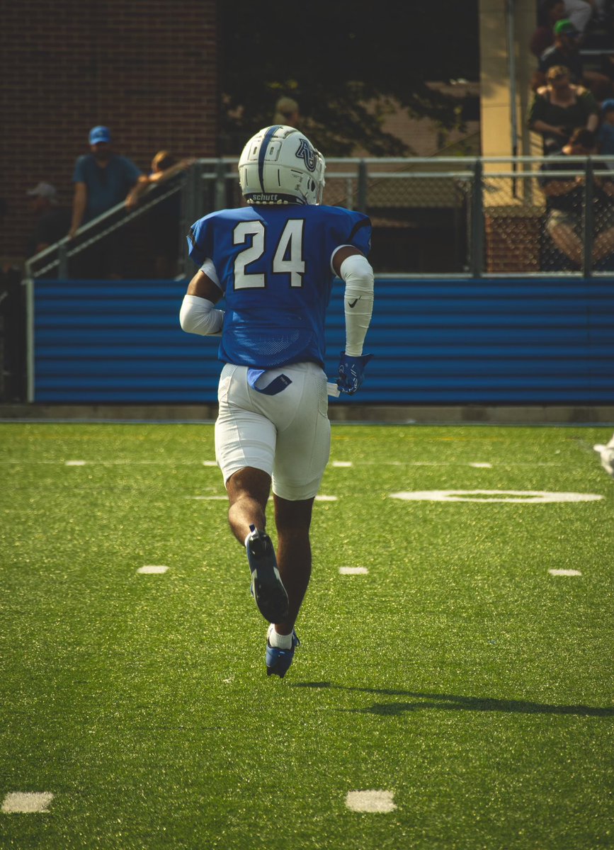 Jaylen Roberson ✞ tweet media