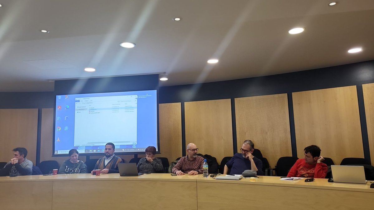 A l'assemblea d'avui hem fet balanç dels últims anys, renovat l'executiva i escollit nou secretari de la secció sindical: l'Ernesto Castaños. Igualment, comencem el procés democràtic, de baix cap a dalt, que culminarà en el XIIIè congrés  de <a href="/ccoocatalunya/">CCOO de Catalunya</a>