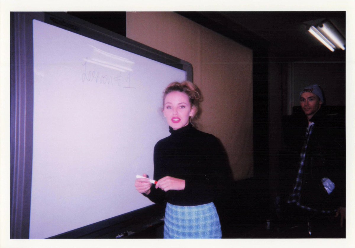 Kylie Minogue tweet media